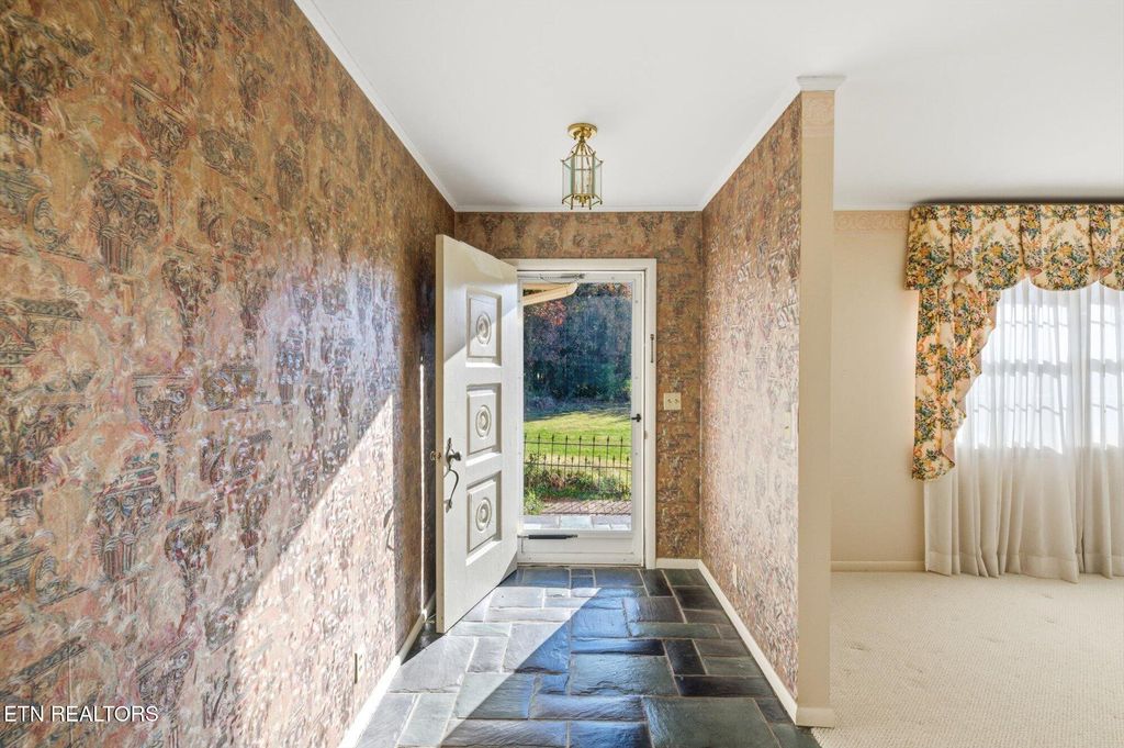 Photo of 226 Hiwassee Rd, Madisonville, TN 37354 (MLS # 1322580)