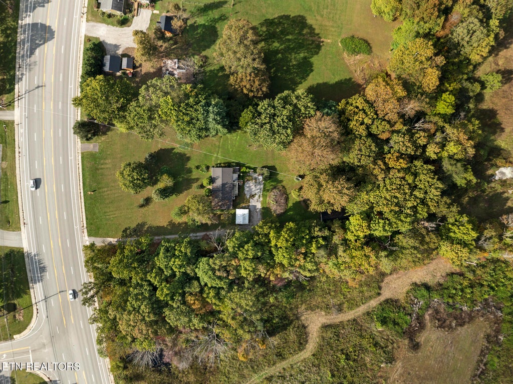 Photo of 3533 Peavine Rd, Crossville, TN 38571 (MLS # 1359300)