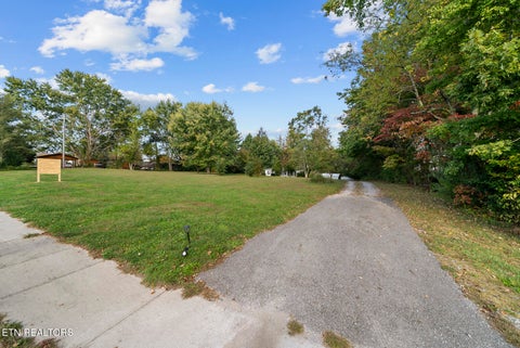 Tiny photo for 3533 Peavine Rd, Crossville, TN 38571 (MLS # 1359300)