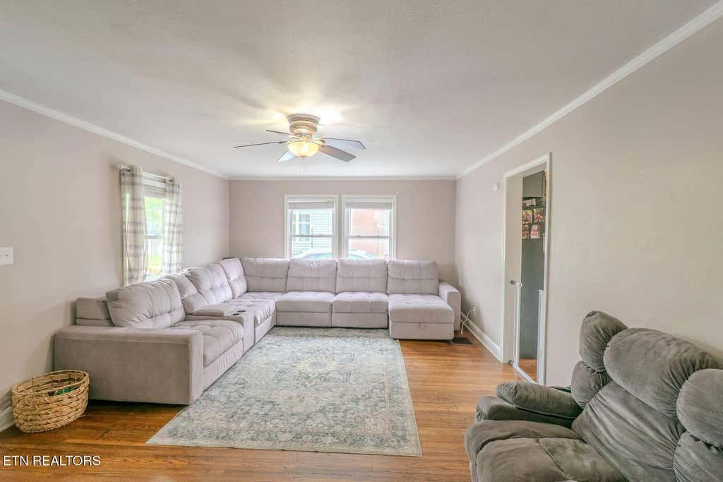 Photo of 176 N Main St, Oneida, TN 37841 (MLS # 1310340)