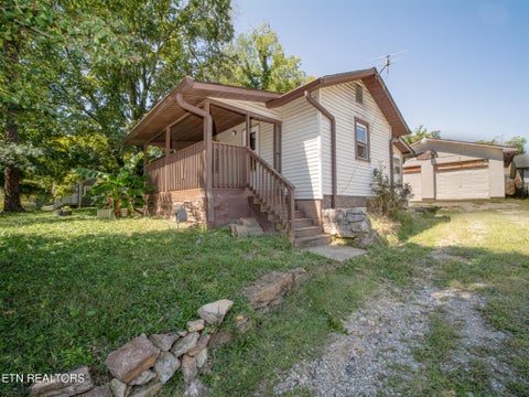 Tiny photo for 1603 Willoughby Rd, Knoxville, TN 37920 (MLS # 1355618)