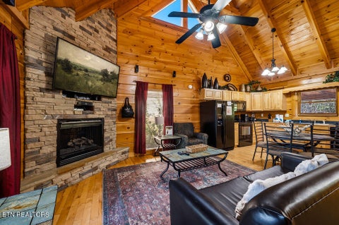 Tiny photo for 2040 Cougar Crossing Way, Sevierville, TN 37862 (MLS # 1356228)