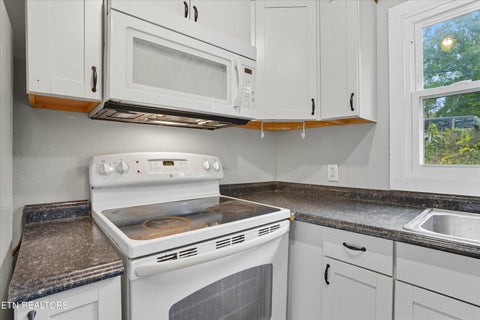 Tiny photo for 100102 Howard Lane, Oak Ridge, TN 37830 (MLS # 1317802)