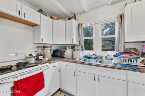 Tiny photo for 100102 Howard Lane, Oak Ridge, TN 37830 (MLS # 1317802)