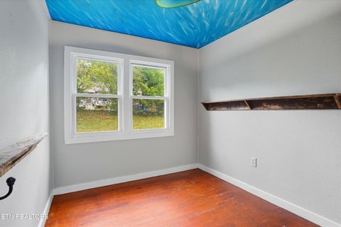 Tiny photo for 100102 Howard Lane, Oak Ridge, TN 37830 (MLS # 1317802)