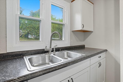 Tiny photo for 100102 Howard Lane, Oak Ridge, TN 37830 (MLS # 1317802)