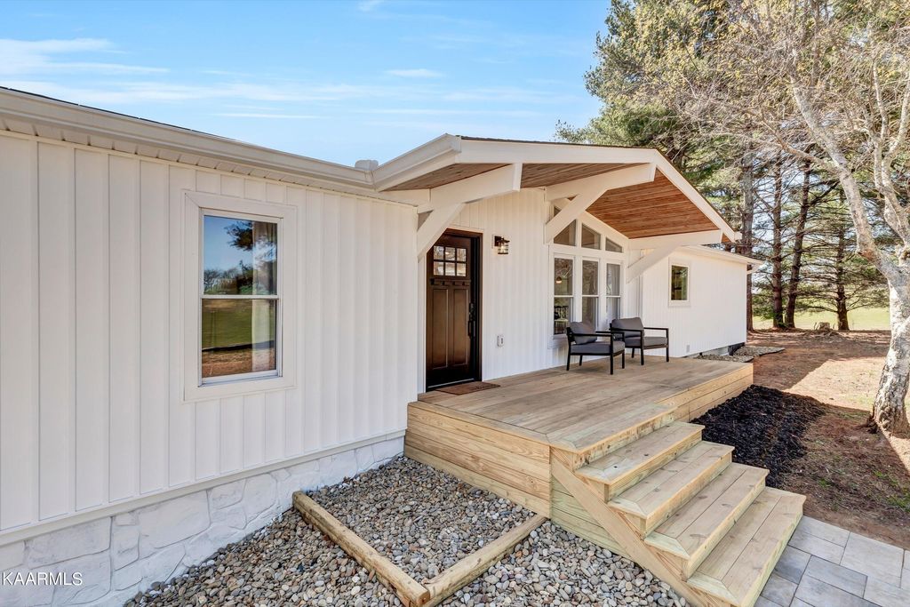 Photo of 159 Winddrift Way, Walland, TN 37886 (MLS # 1221468)