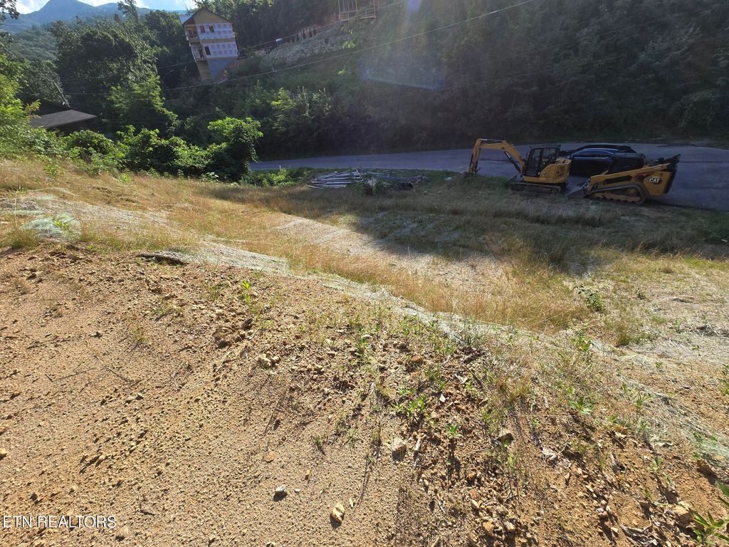 Photo of Elm Rd, Gatlinburg, TN 37738 (MLS # 1308232)