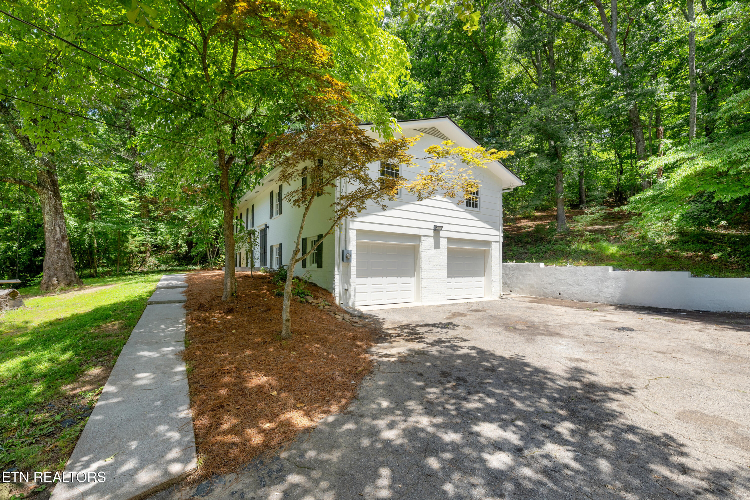 14 Monaco Lane