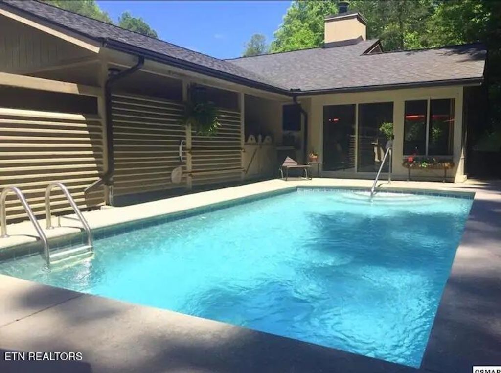 Photo of 1744 Hidden Hills Rd, Gatlinburg, TN 37738 (MLS # 1331286)