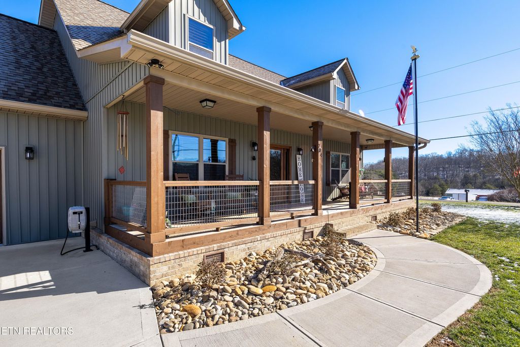 Photo of 704 Mountain Grove Lane, Seymour, TN 37865 (MLS # 1287190)