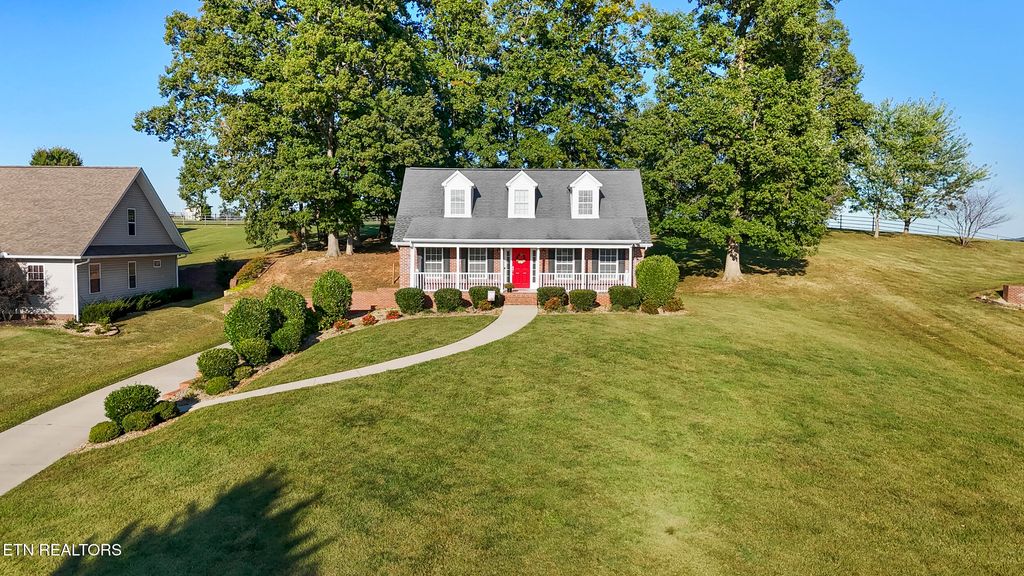 Photo of 1452 Windfield Drive, Morristown, TN 37813 (MLS # 1321844)
