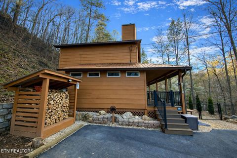 Tiny photo for 1170 Cole Lane, Gatlinburg, TN 37738 (MLS # 1332638)
