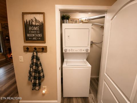 Tiny photo for 1170 Cole Lane, Gatlinburg, TN 37738 (MLS # 1332638)