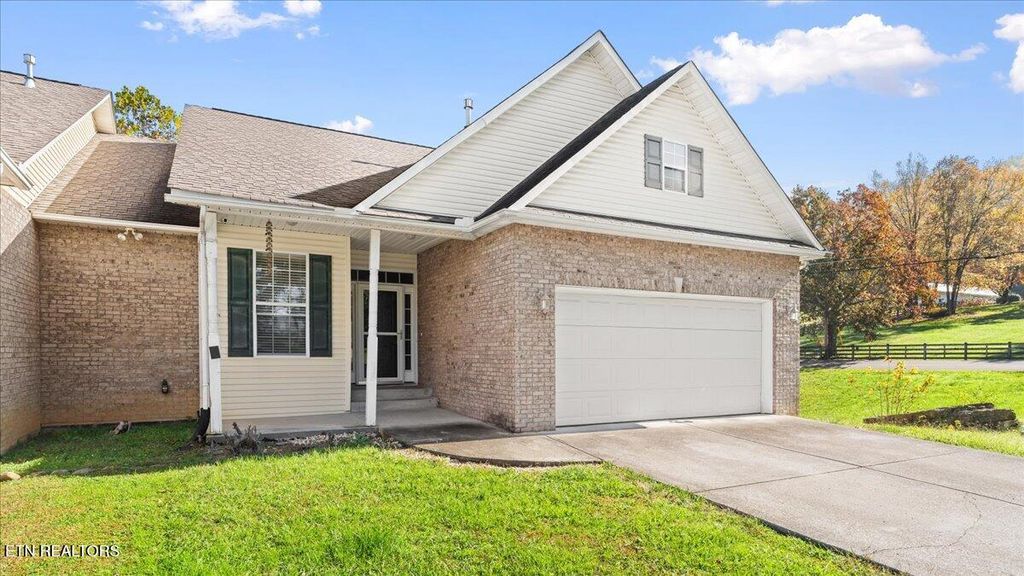 Photo of 6810 Springhouse Way, Knoxville, TN 37931 (MLS # 1320894)