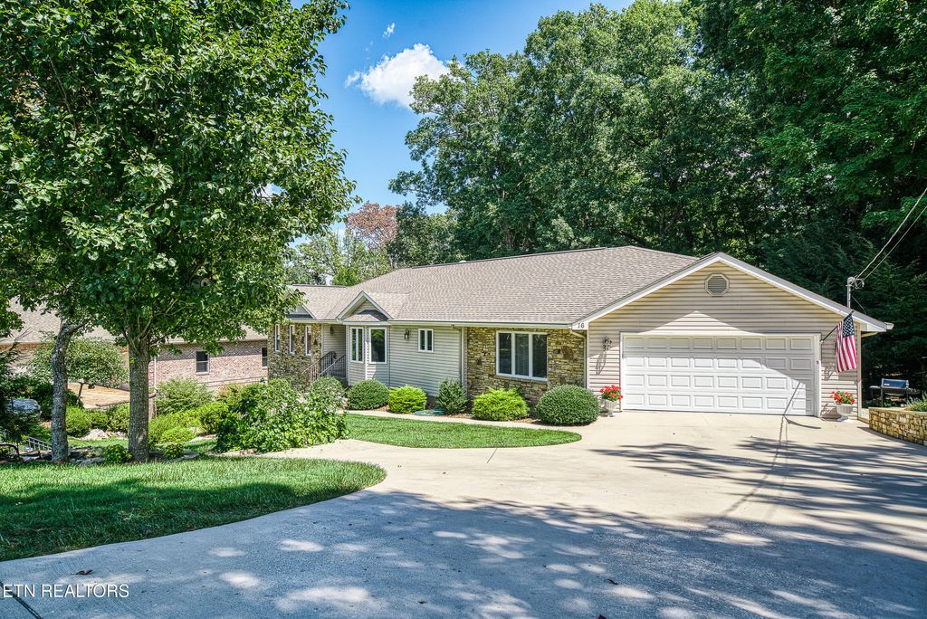 Photo of 16 Belvedere Lane, Crossville, TN 38558 (MLS # 1314479)