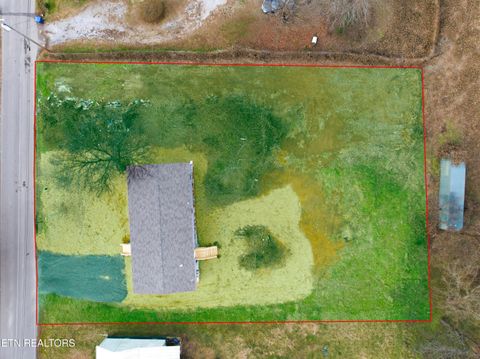 Tiny photo for 402 Tedder Street St, Rockwood, TN 37854 (MLS # 1323989)