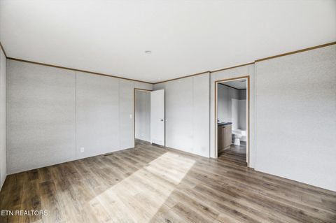 Tiny photo for 402 Tedder Street St, Rockwood, TN 37854 (MLS # 1323989)