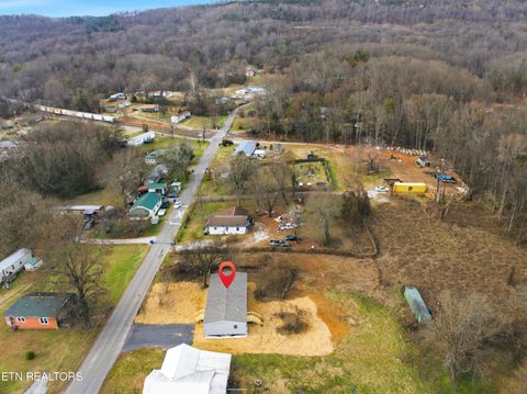 Tiny photo for 402 Tedder Street St, Rockwood, TN 37854 (MLS # 1323989)