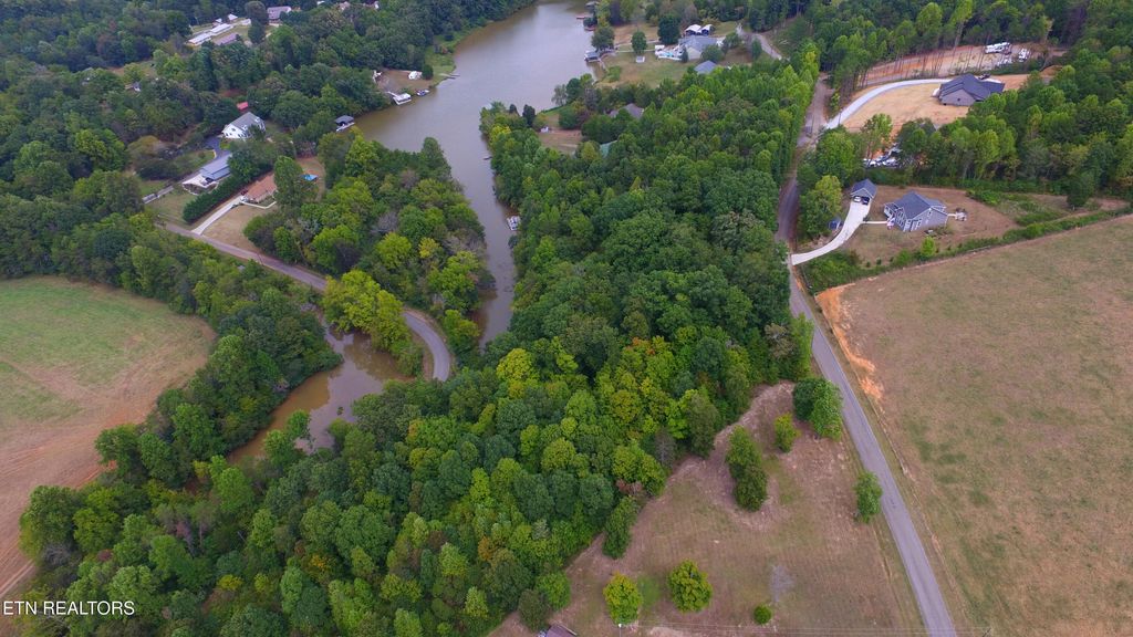 Photo of 0 Bat Creek Shores Lane, Vonore, TN 37885 (MLS # 1293077)