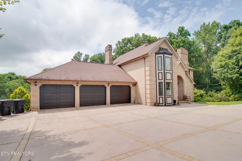 Photo of 315 Bello Rd, Tazewell, TN 37879 (MLS # 1269211)