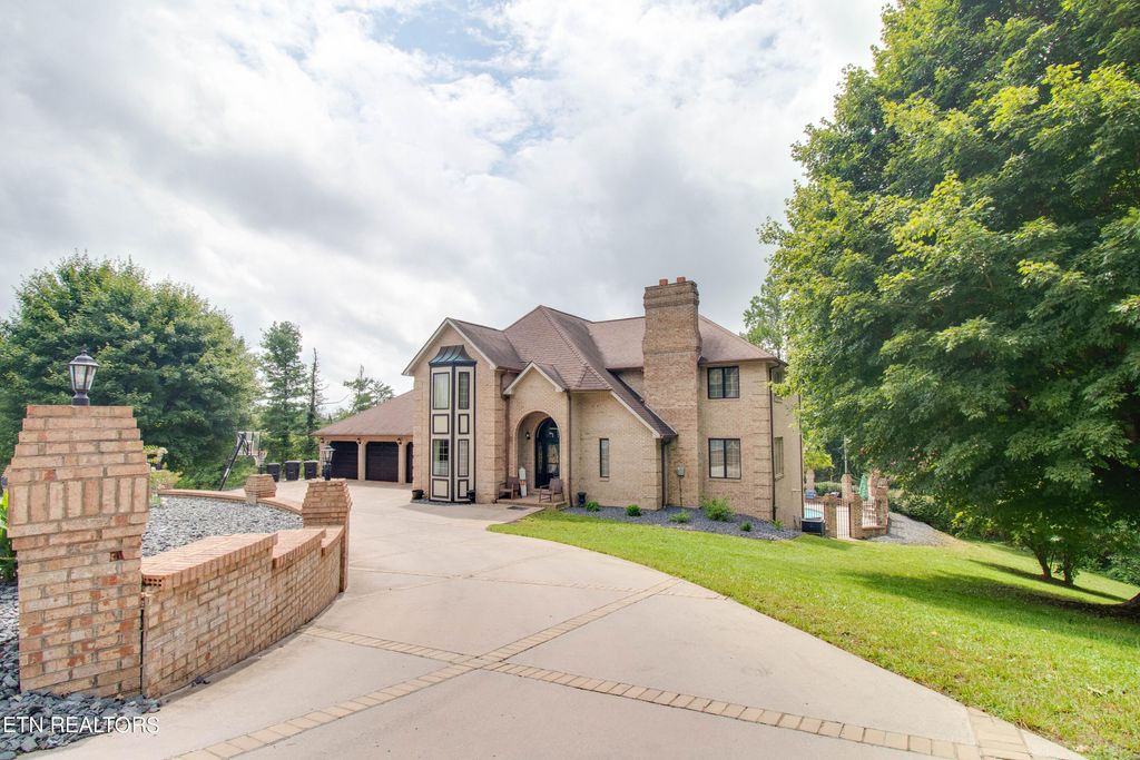 Photo of 315 Bello Rd, Tazewell, TN 37879 (MLS # 1269211)