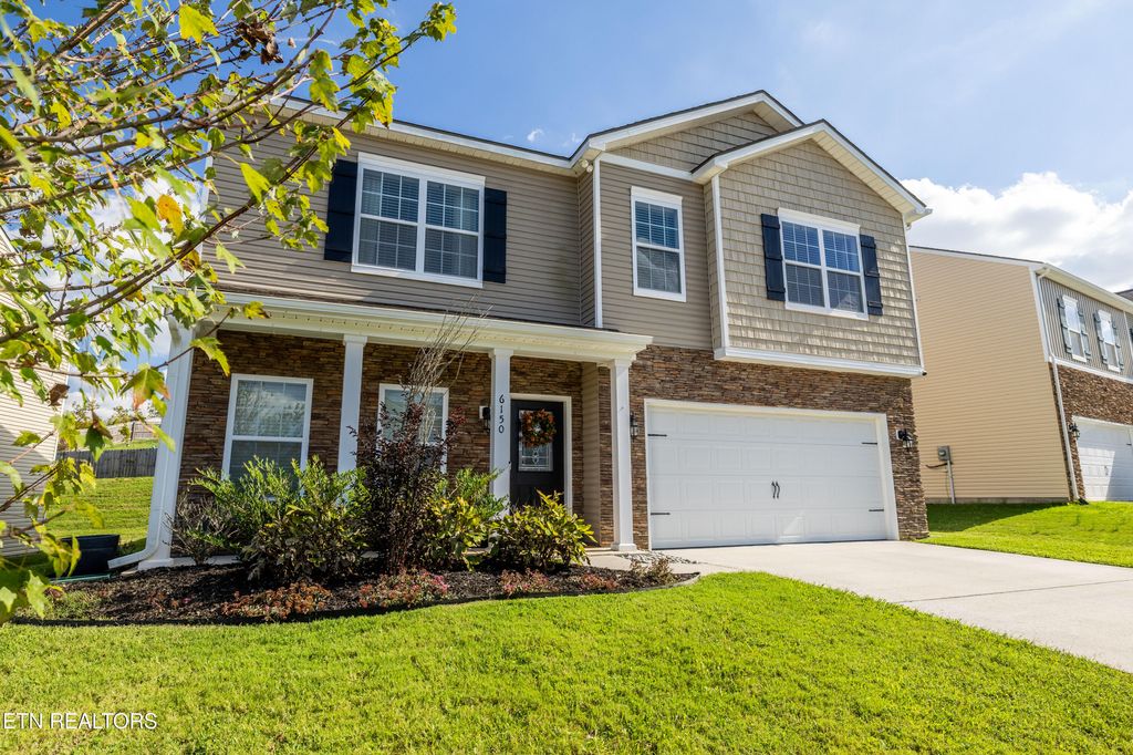 Photo of 6150 Pembridge Rd, Knoxville, TN 37912 (MLS # 1317151)