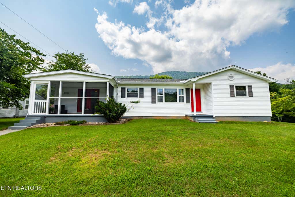 Photo of 4703 Idumea Rd, Corryton, TN 37721 (MLS # 1350736)