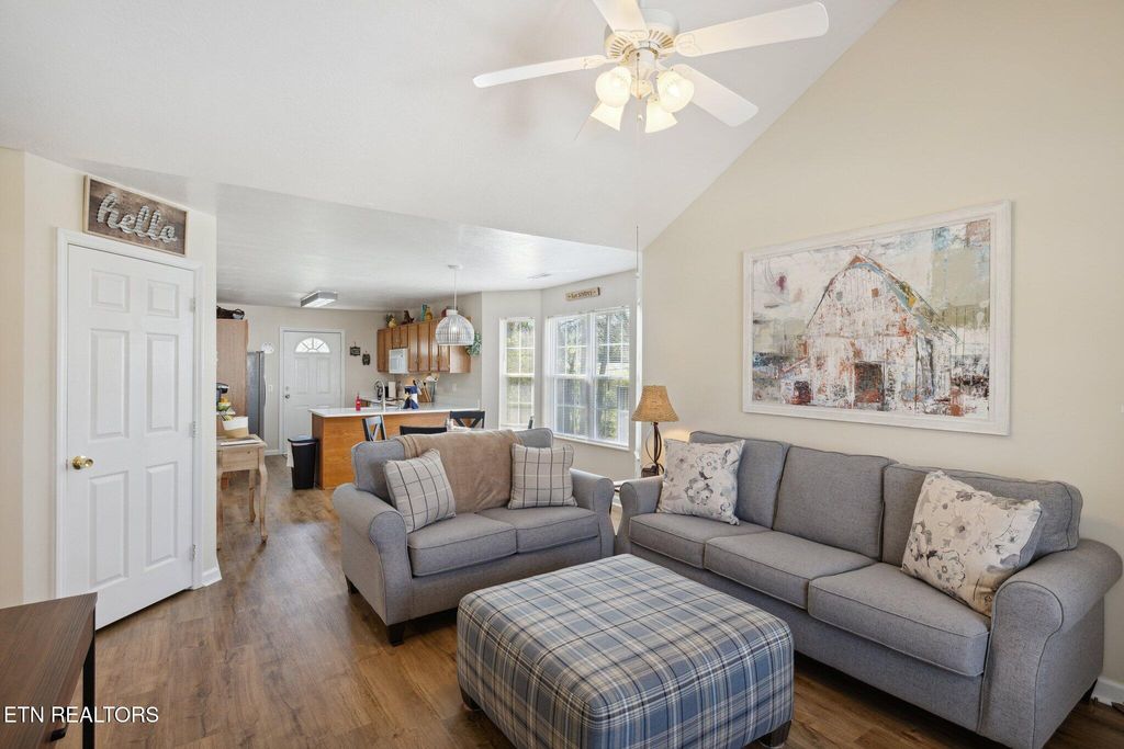 Photo of 848 Plantation dr Dr, Pigeon Forge, TN 37863 (MLS # 1325920)