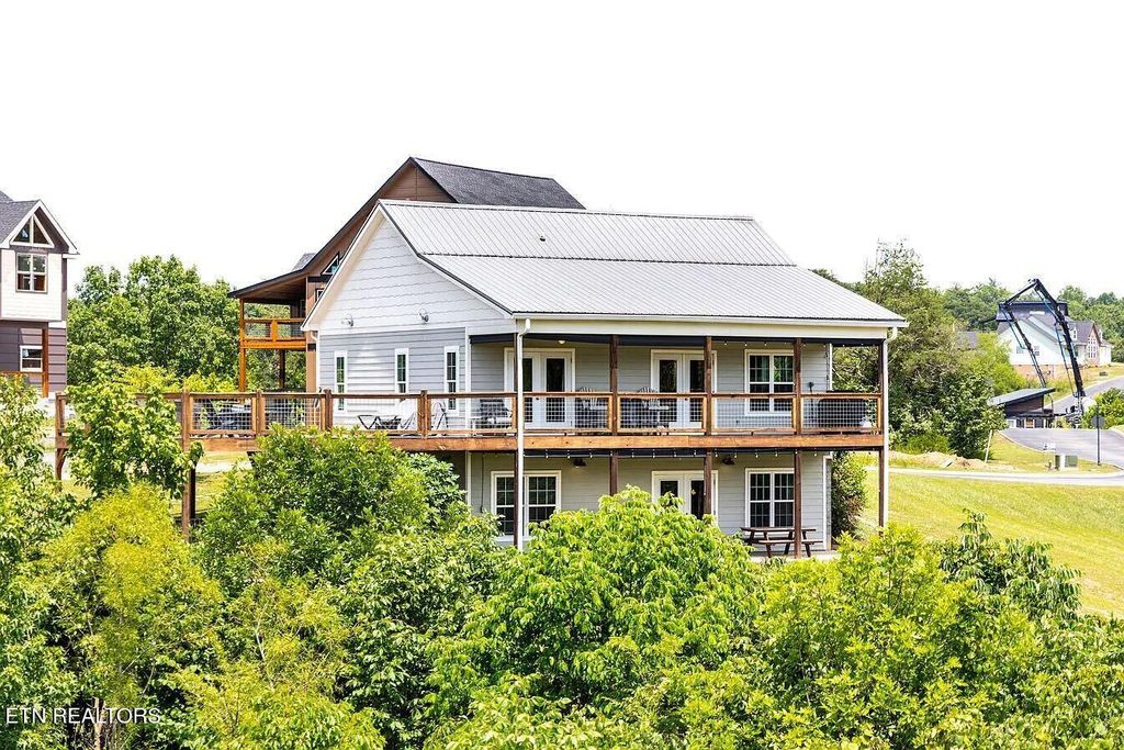 Photo of 1131 Sanctuary Shores Way, Sevierville, TN 37876 (MLS # 1309606)