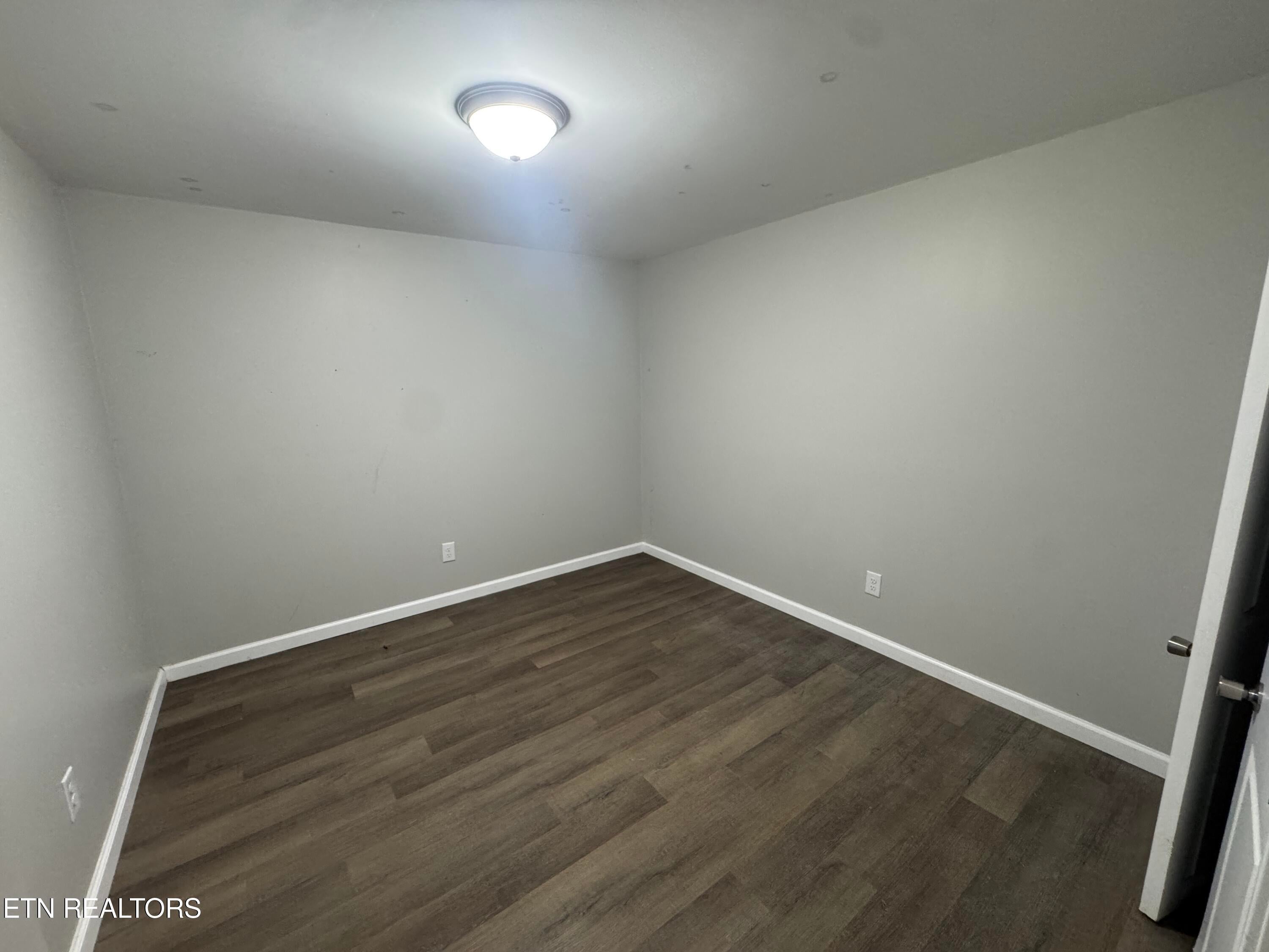 500 Amity Rd