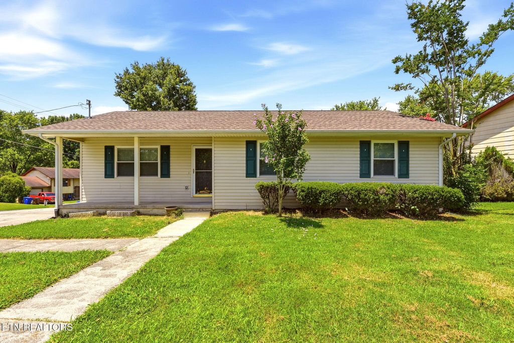 Photo of 90 Tempura Drive, Oak Ridge, TN 37830 (MLS # 1349211)
