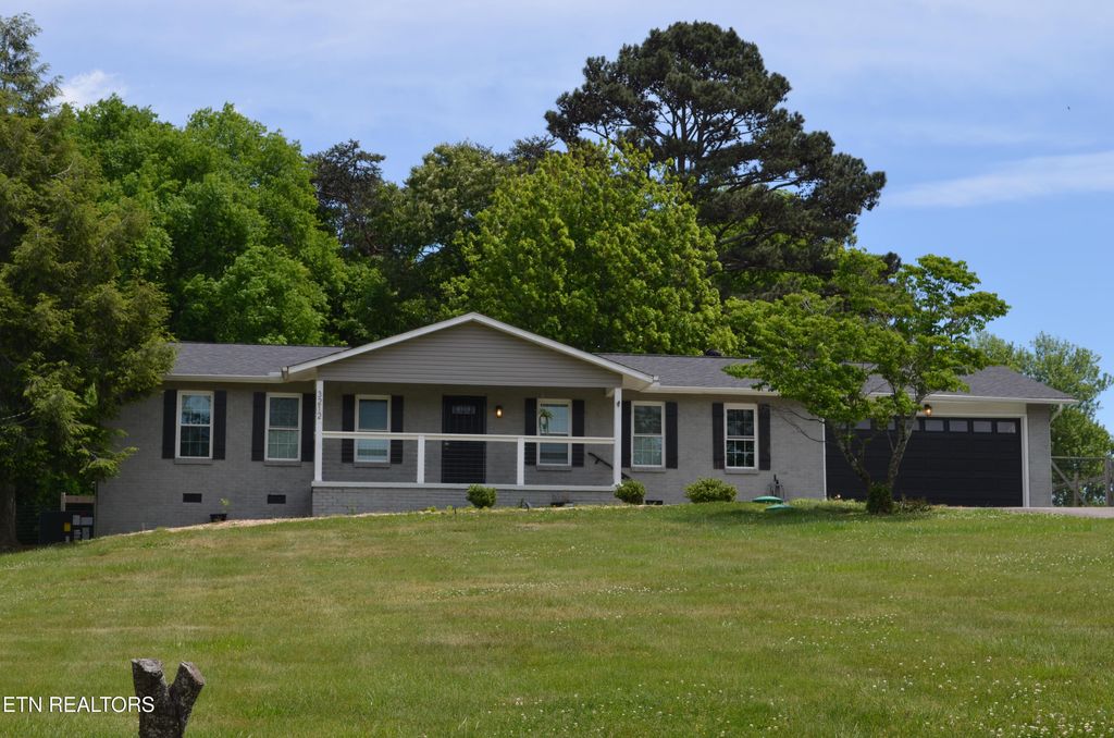 Photo of 3212 Boomerang Lane, Knoxville, TN 37931 (MLS # 1339494)