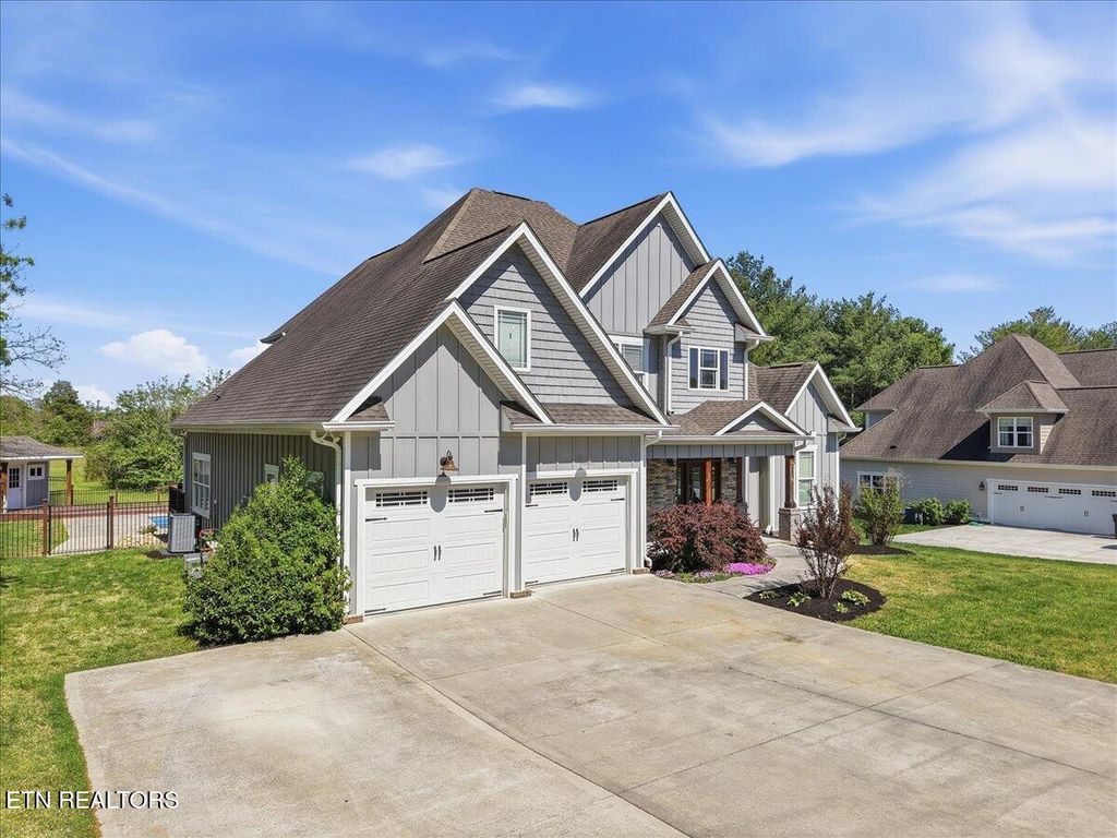 Photo of 124 Alpine Drive, Clinton, TN 37716 (MLS # 1337287)