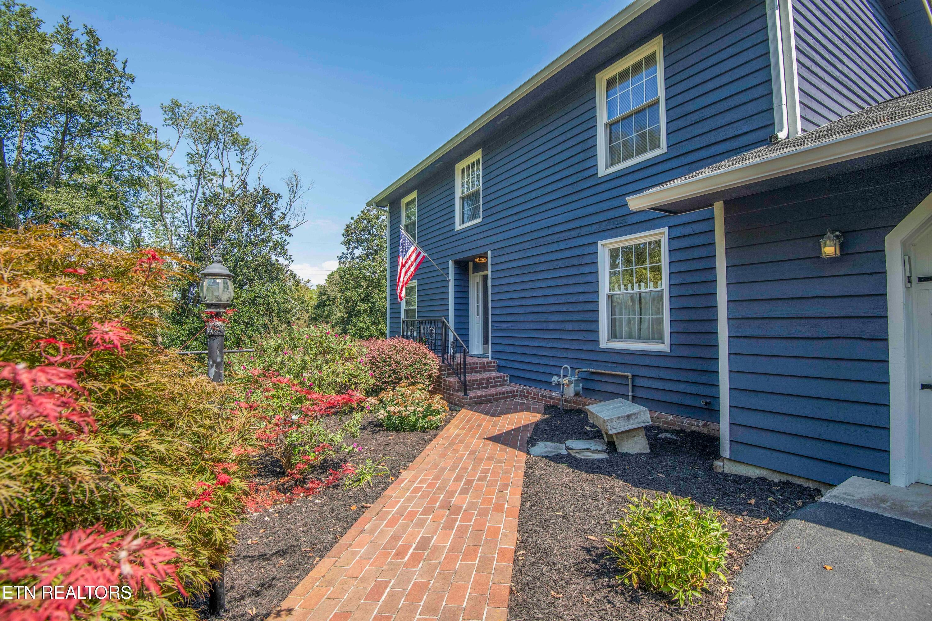 219 Lone Ridge Lane