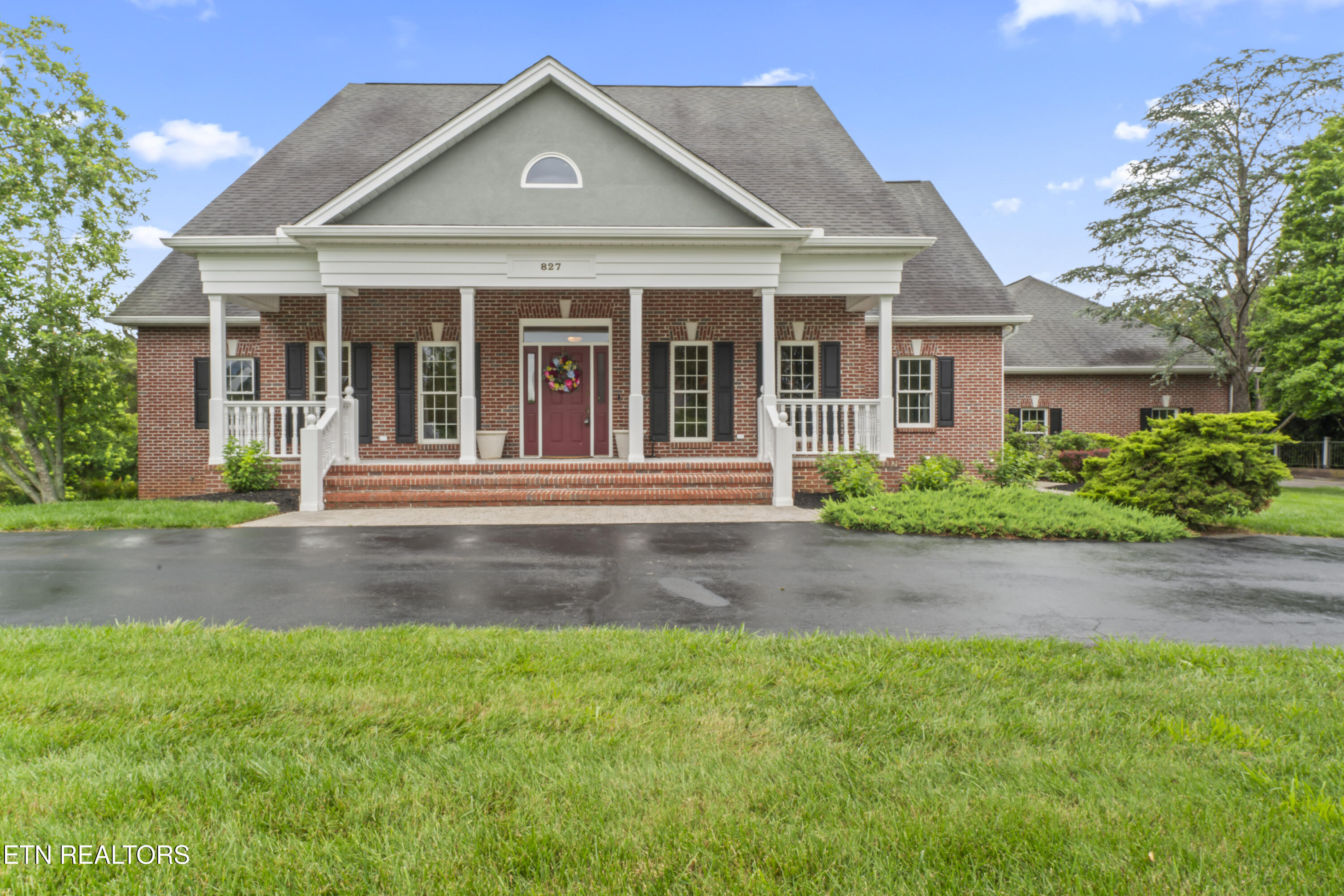 827 Knight Bridge Rd