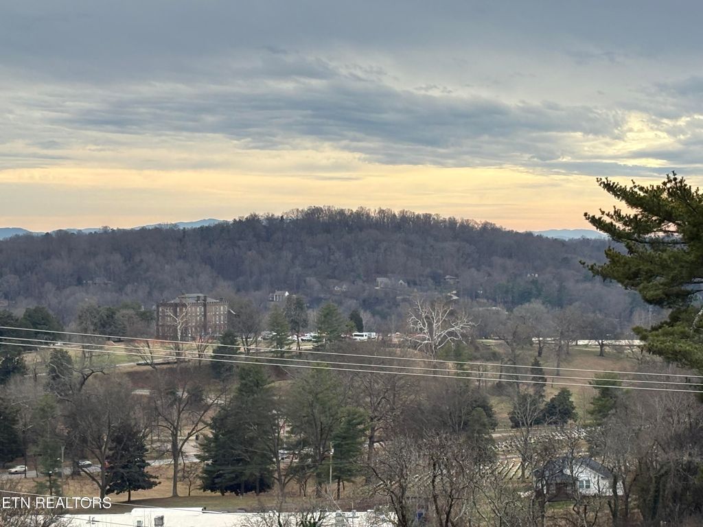 Photo of 5709 Lyons View Pike #5305, Knoxville, TN 37919 (MLS # 1324607)