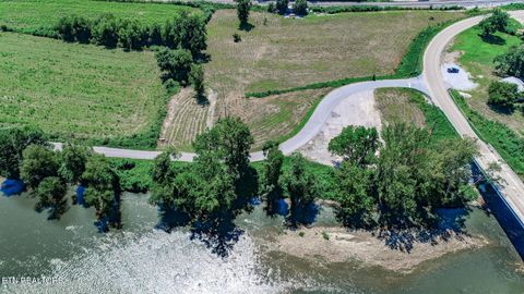 Tiny photo for Par. 24.00 Fugate Rd, Del Rio, TN 37727 (MLS # 1310891)