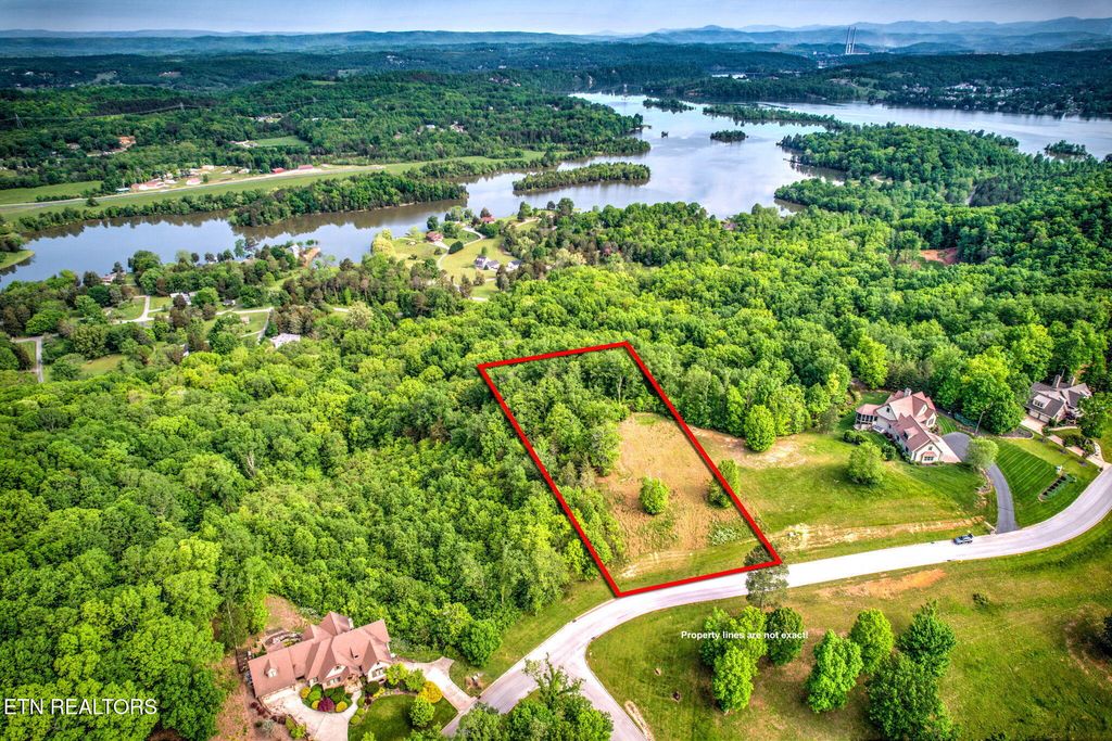 Photo of 147 Highland Reserve Way, Kingston, TN 37763 (MLS # 1297412)