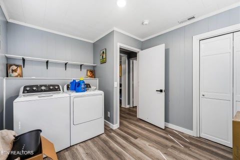 Tiny photo for 121 Walker St, Sparta, TN 38583 (MLS # 1355402)