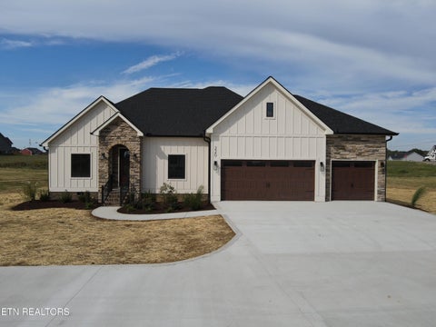 Photo of 220 Cattlemans Drive, Sparta, TN 38583 (MLS # 1357396)