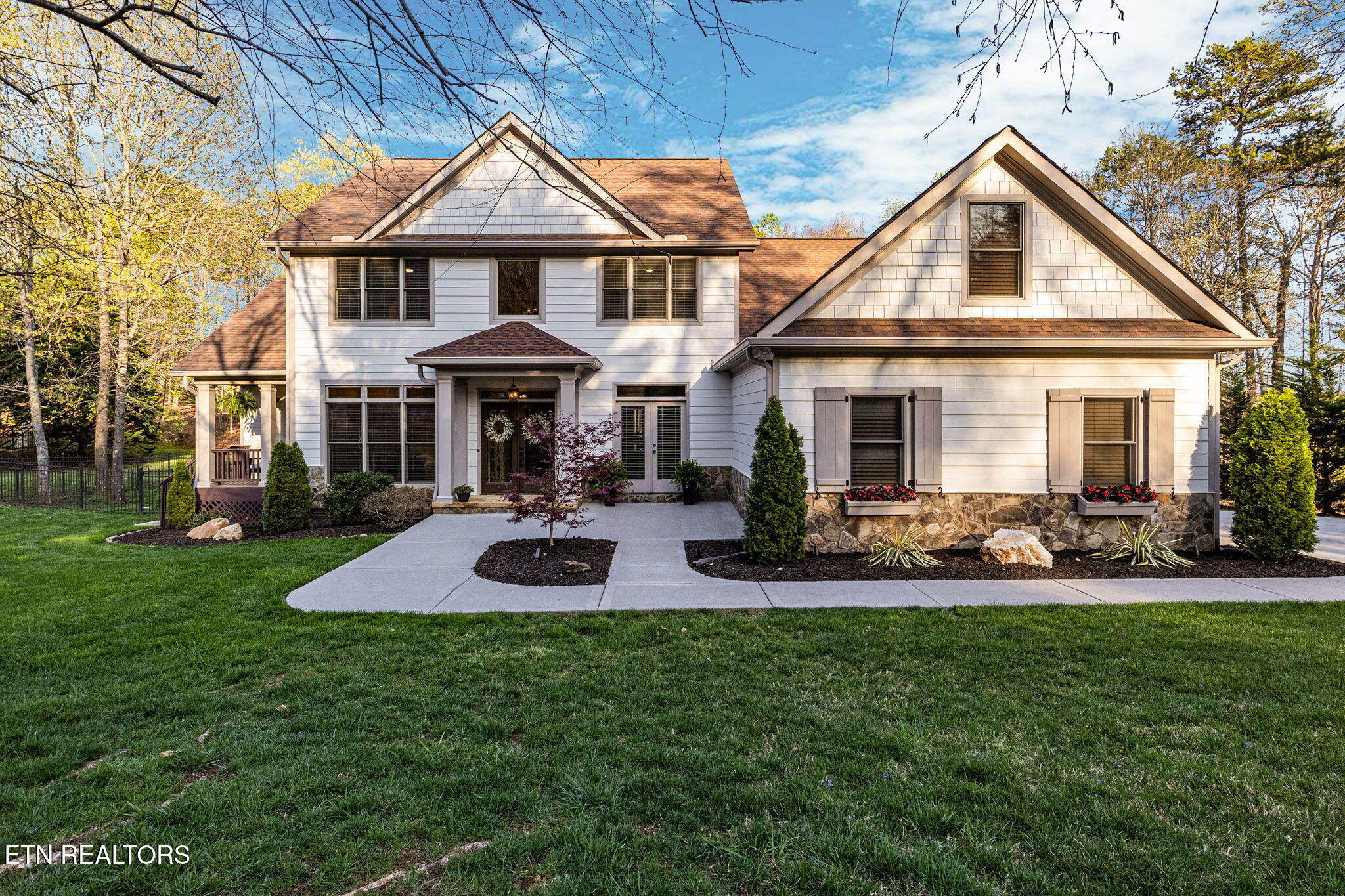 183 Lake Crest Drive