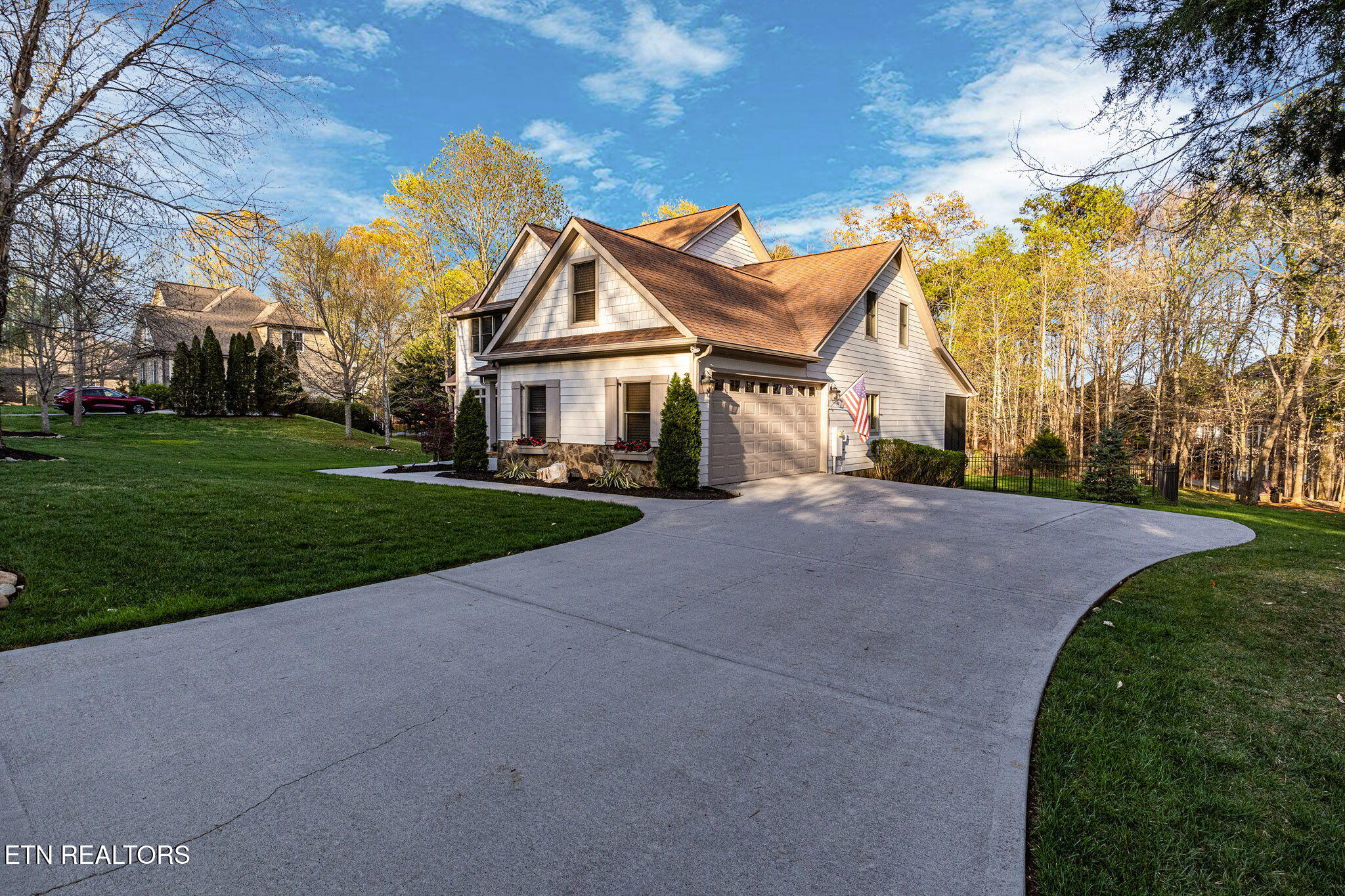 183 Lake Crest Drive