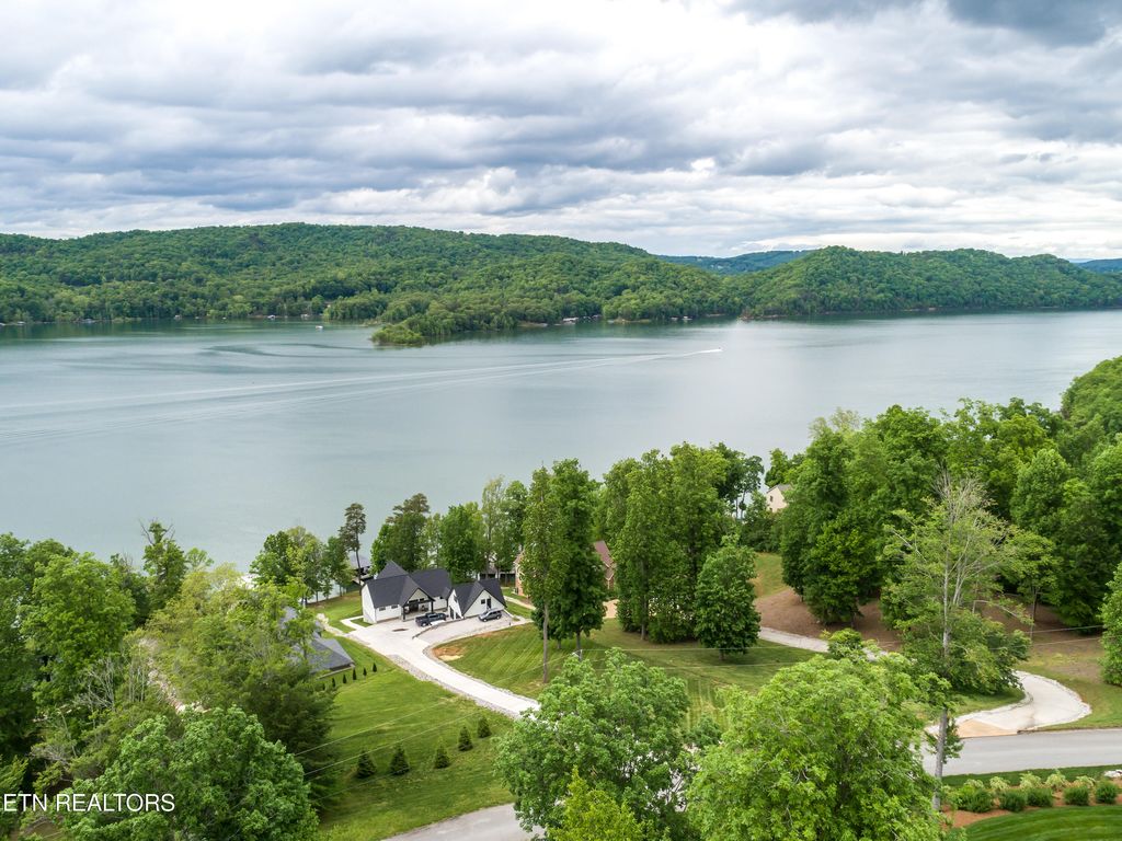 Photo of 1500 Hickory Pointe Lane, Maynardville, TN 37807 (MLS # 1299965)