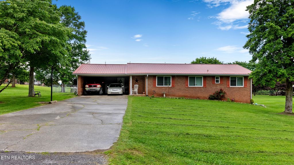 Photo of 6776 Rex Drive, Talbott, TN 37877 (MLS # 1303021)