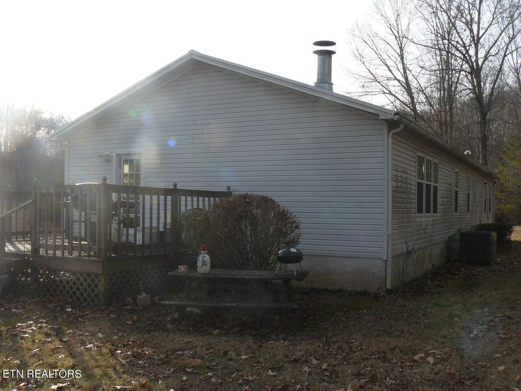 Photo of 149 Silva Drive, Tazewell, TN 37879 (MLS # 1252846)