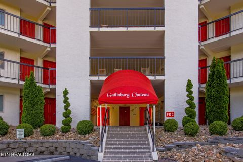 Photo of 102 Baskins Creek Bypass BYP #APT 404, Gatlinburg, TN 37738 (MLS # 1341139)