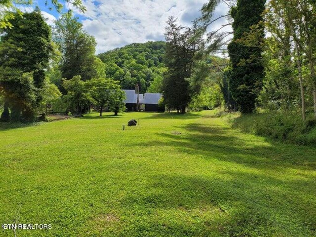 Photo of 0 Rafter Rd, Tellico Plains, TN 37385 (MLS # 1253159)