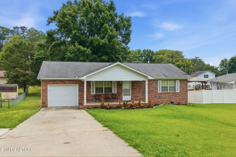 Tiny photo for 101 Decoy Lane, Clinton, TN 37716 (MLS # 1349109)