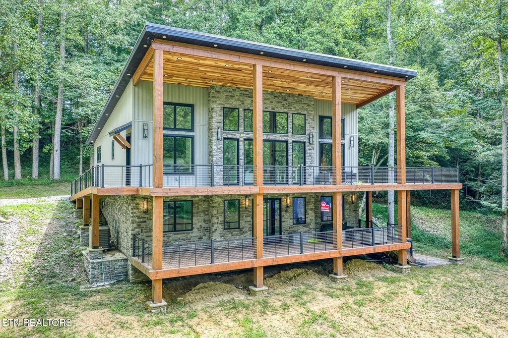 Photo of 204 Burntmill Ford Rd, Byrdstown, TN 38549 (MLS # 1312777)